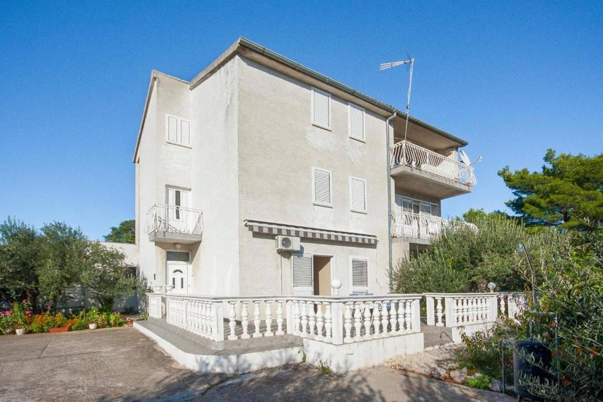 Apartments Zdenka 브로다리카 외부 사진