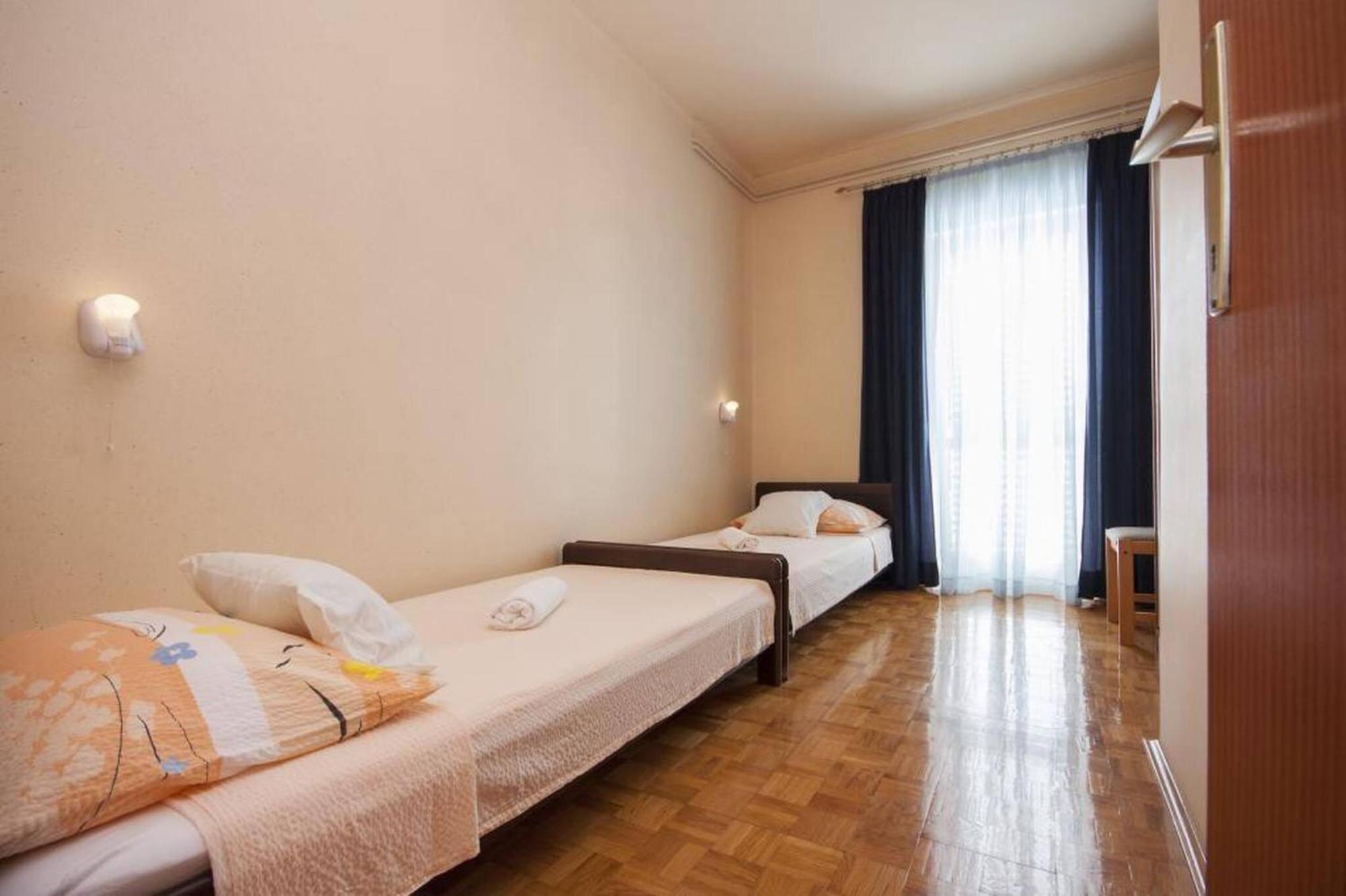 Apartments Zdenka 브로다리카 외부 사진